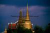Thai_Palace_Chedis_b.jpg